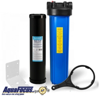 Trojdílné filtrační pouzdro BB 20“/4,5“ x 1“ a vložkou s aktivním uhlím na odstranění sirovodíku GAC-CAT, nosníkem a klíčem